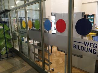 Wegweiser Bildung