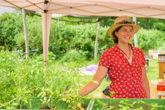 Gemüsegärtnerin Alva Arnold