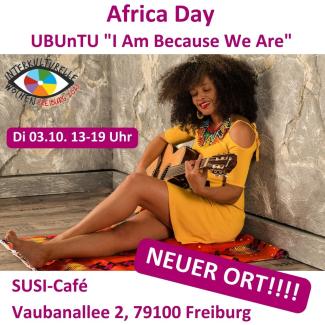 Malayika spielt Gitarre