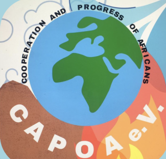 Logo von CaPoA e.V. mit Weltkugel in der Mitte, auf der der afrikanische Kontinent mittig ist.
